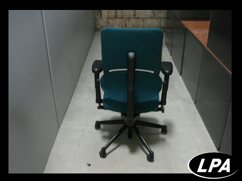 chaise visiteur noire steelcase please 2 - Chaise - Mobilier de bureau : LPA